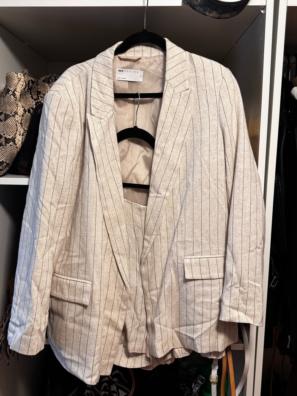 ASOS Design Striped Linen-Like Blazer/Shorts Set - Picture 3 of 5